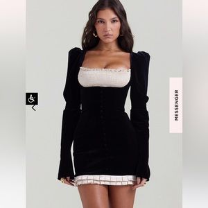 NWT House of CB AZARIA 
BLACK & VINTAGE CREAM MINI DRESS